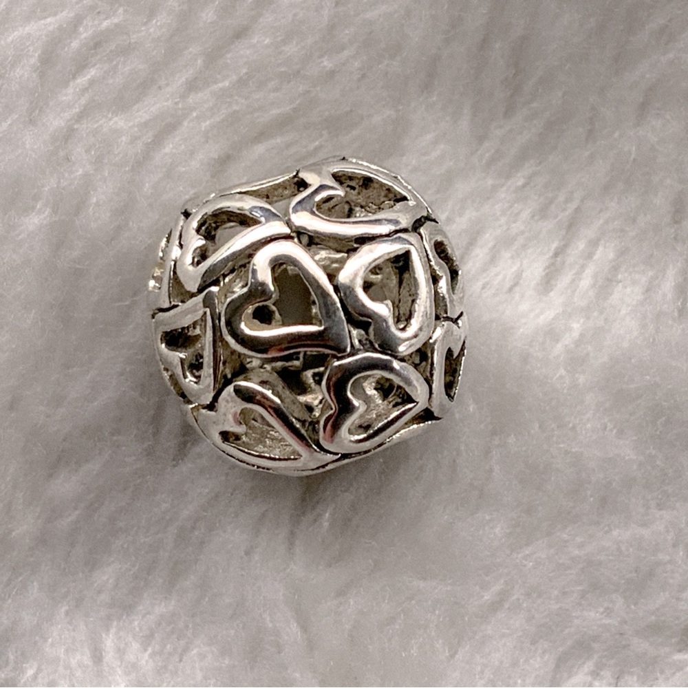Chamilia Sterling Captured Hearts Charm